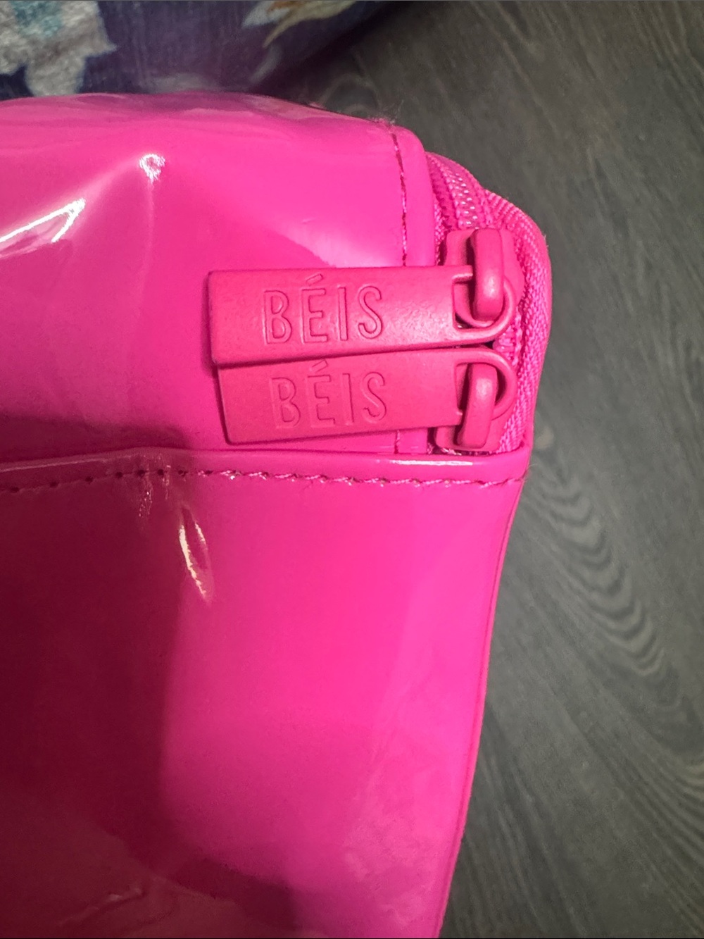 BEIS Hot Pink Patent Handle Cosmetic Case - Picture 4 of 9